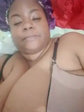 Snapshot of bigtitssxx chatting on 08-07-26, 02:46 bigtitssxx online show from 08-07-26, 02:46