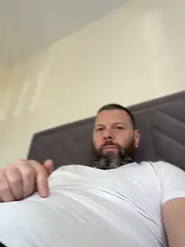 PersonalTrainerJ online show from 05-01-26, 01:05