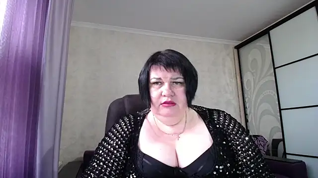 JuicyLady Di online show from 10-01-25, 04:51