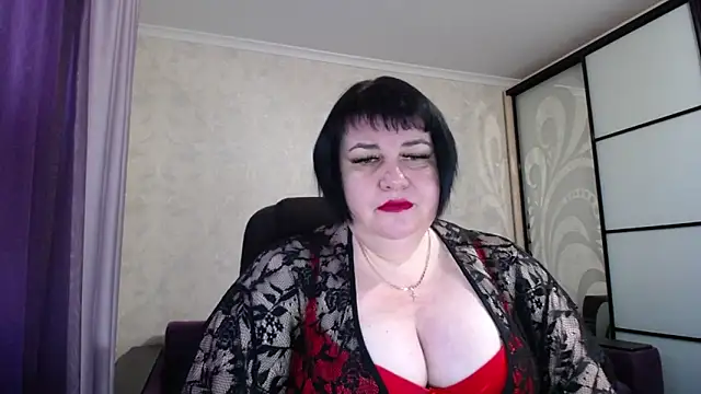 JuicyLady Di online show from 10-18-25, 04:59