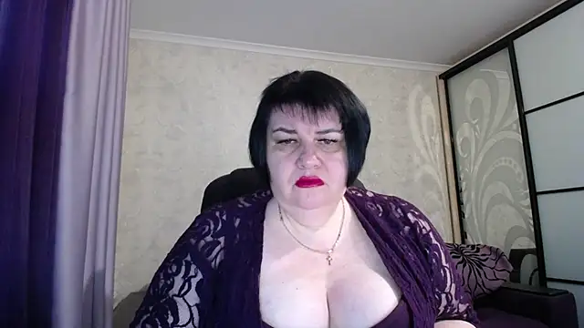 JuicyLady Di online show from 12-23-25, 05:49