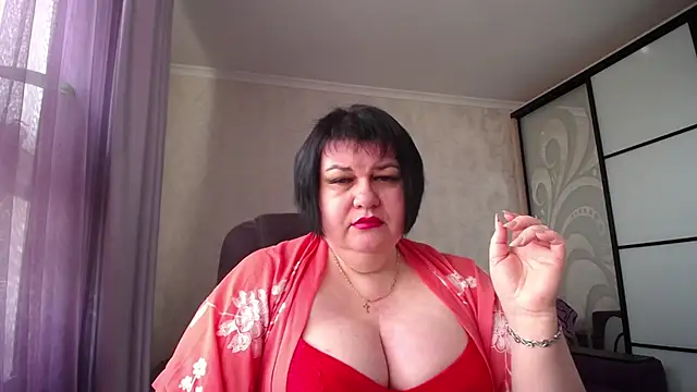 JuicyLady Di online show from 03-25-26, 05:57