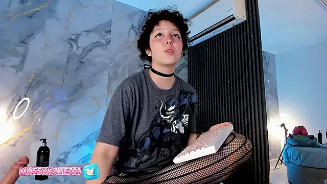 Katemoss70 online show from 01-29-25, 03:15