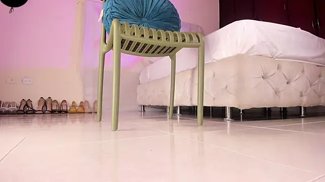 ArchieCollins online show from 04-11-26, 11:03