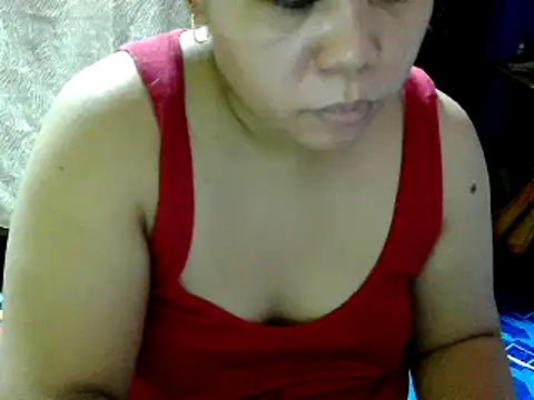 Snapshot of hotcastlexxx chatting on 05-30-26, 02:25 hotcastlexxx online show from 05-30-26, 02:25