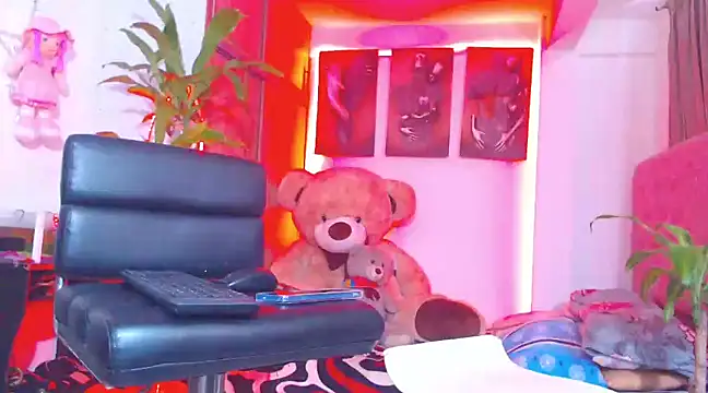 Hotgiirl 1 online show from 02-15-25, 07:06