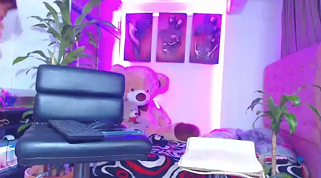 Hotgiirl 1 online show from 02-18-25, 03:53