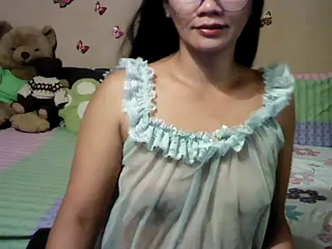 Snapshot of Mia_Rein chatting on 02-16-25, 02:21 Mia Rein online show from 02-16-25, 02:21