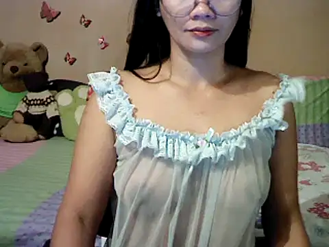 Snapshot of Mia_Rein chatting on 02-25-25, 08:25 Mia Rein online show from 02-25-25, 08:25