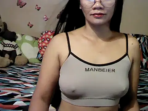 Snapshot of Mia_Rein chatting on 03-07-25, 01:09 Mia Rein online show from 03-07-25, 01:09