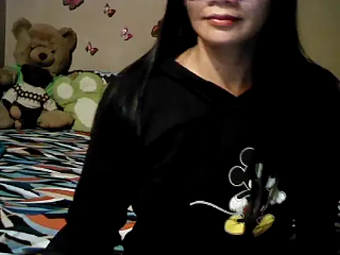Snapshot of Mia_Rein chatting on 09-25-25, 01:48 Mia Rein online show from 09-25-25, 01:48