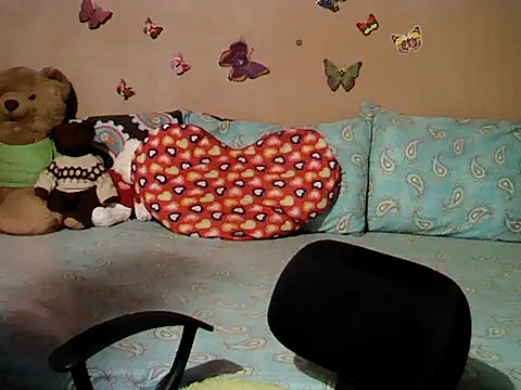 Snapshot of Mia_Rein chatting on 04-22-26, 02:03 Mia Rein online show from 04-22-26, 02:03