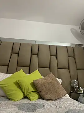 Amber Parker online show from 03-11-25, 05:05