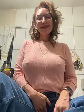 RAIRAsexy online show from 09-28-25, 01:22