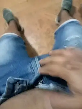 Snapshot of Vulckano43 chatting on 03-02-25, 08:07 Vulckano43 online show from 03-02-25, 08:07