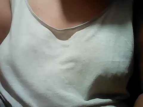 Snapshot of Sexyhorney4u chatting on 05-25-26, 09:32 Sexyhorney4u online show from 05-25-26, 09:32