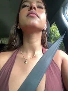 Snapshot of belaa_1 chatting on 11-21-25, 03:22 belaa 1 online show from 11-21-25, 03:22