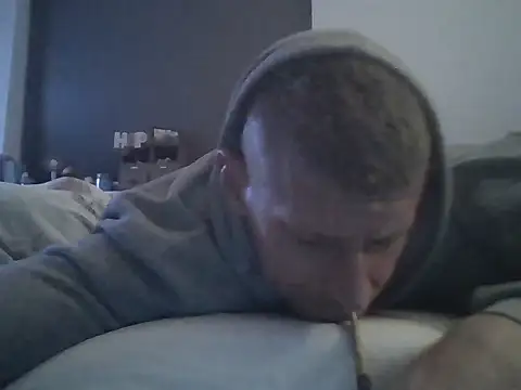 Snapshot of iamsex6969 chatting on 10-03-25, 01:35 iamsex6969 online show from 10-03-25, 01:35