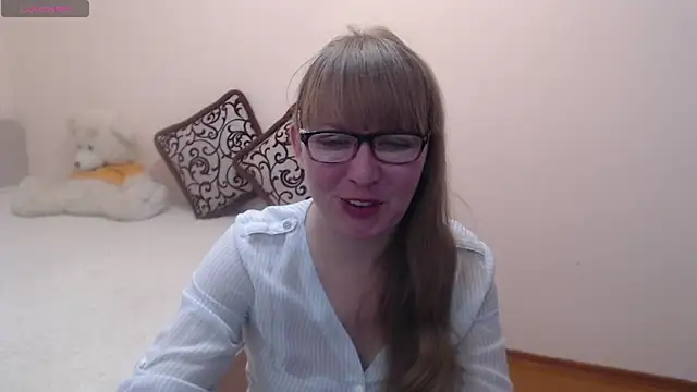 MargotLot online show from 01-10-25, 04:44