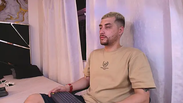 Pleasure Vibes23 online show from 10-14-25, 10:32