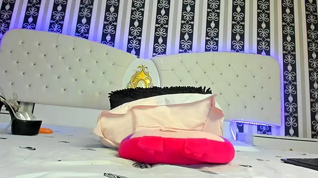 Aidasina online show from 02-15-25, 11:14