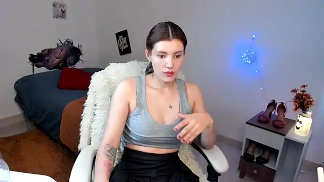 jrcamila online show from 02-11-25, 02:02