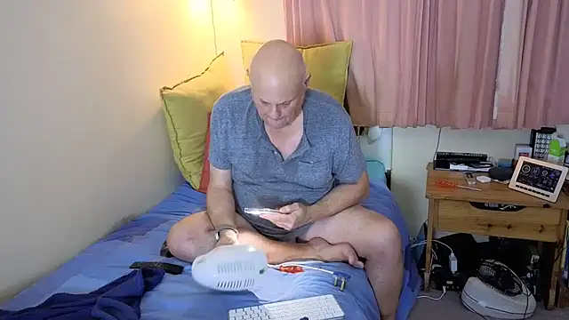 DaddyCumBumZA online show from 04-15-26, 05:09