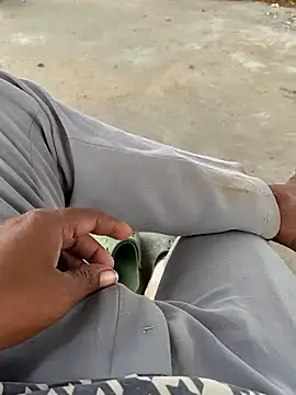 Snapshot of Gopal1243 chatting on 03-23-26, 08:51 Gopal1243 online show from 03-23-26, 08:51