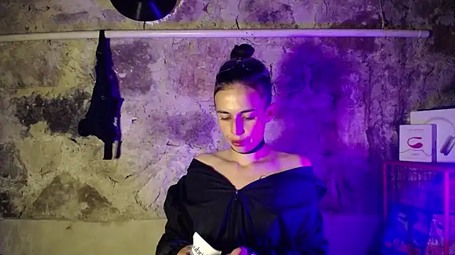 Snapshot of Cocain_Atenea chatting on 09-16-25, 10:27 Cocain Atenea online show from 09-16-25, 10:27