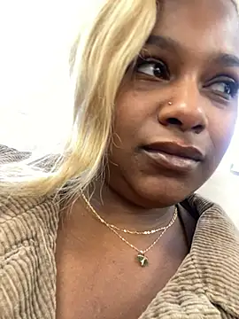 Snapshot of BigFineSelena chatting on 03-14-25, 04:51 BigFineSelena online show from 03-14-25, 04:51