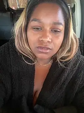 Snapshot of BigFineSelena chatting on 12-19-25, 03:08 BigFineSelena online show from 12-19-25, 03:08