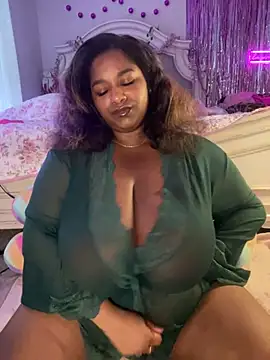 BigFineSelena online show from 03-17-26, 11:30