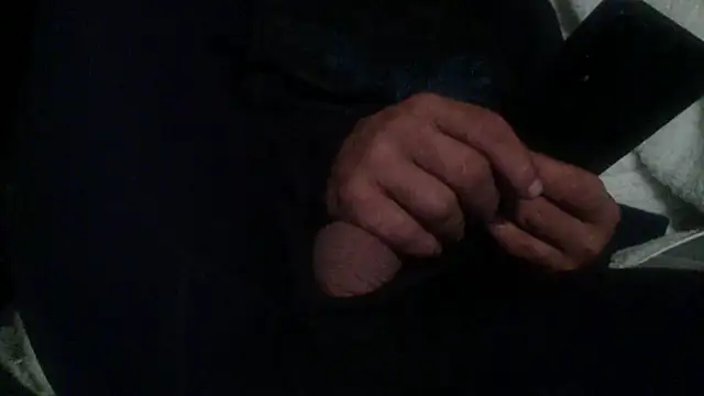 Snapshot of goodick4u28 chatting on 11-11-25, 06:24 goodick4u28 online show from 11-11-25, 06:24