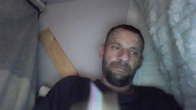 Snapshot of goodick4u28 chatting on 12-17-25, 12:16 goodick4u28 online show from 12-17-25, 12:16