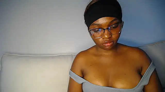 Pretty Liya08 online show from 04-19-26, 11:31