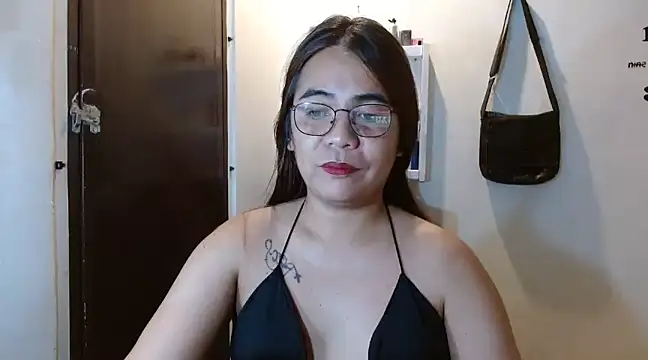 Snapshot of IvanaSuck_Cock chatting on 12-14-24, 12:33 IvanaSuck Cock online show from 12-14-24, 12:33