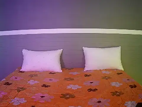 Snapshot of Jennythai123 chatting on 03-17-25, 02:30 Jennythai123 online show from 03-17-25, 02:30