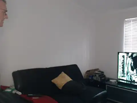 Snapshot of shhhoot73 chatting on 10-12-25, 06:45 shhhoot73 online show from 10-12-25, 06:45