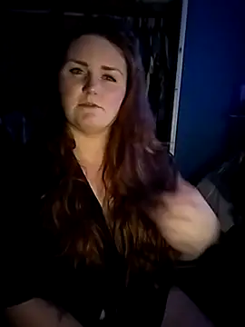 Snapshot of LunaaLovely chatting on 02-23-26, 04:32 LunaaLovely online show from 02-23-26, 04:32