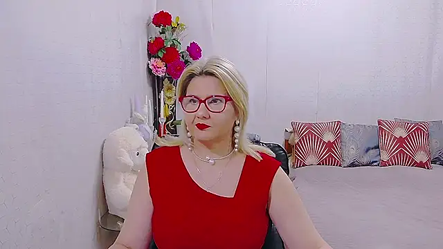 Snapshot of LucilleFenlys chatting on 01-17-26, 01:21 LucilleFenlys online show from 01-17-26, 01:21