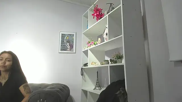 Snapshot of miss_soffi_ chatting on 04-25-26, 12:08 miss soffi online show from 04-25-26, 12:08