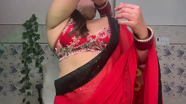 Snapshot of mahimagicdoll_DESI chatting on 12-11-24, 08:26 mahimagicdoll DESI online show from 12-11-24, 08:26