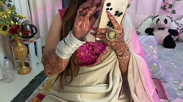 Snapshot of mahimagicdoll_DESI chatting on 10-11-25, 10:08 mahimagicdoll DESI online show from 10-11-25, 10:08