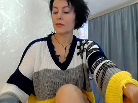 elenaza online show from 12-13-24, 01:12