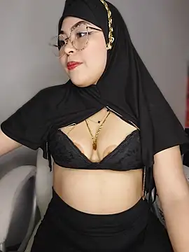 Hana    online show from 04-01-26, 11:57