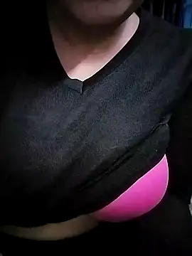 Snapshot of rekhabb123 chatting on 01-07-25, 07:49 rekhabb123 online show from 01-07-25, 07:49