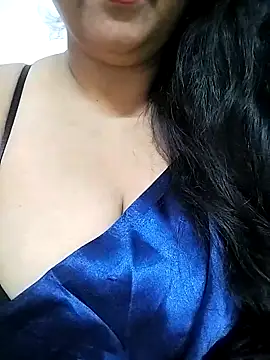 Snapshot of rekhabb123 chatting on 12-13-25, 07:53 rekhabb123 online show from 12-13-25, 07:53