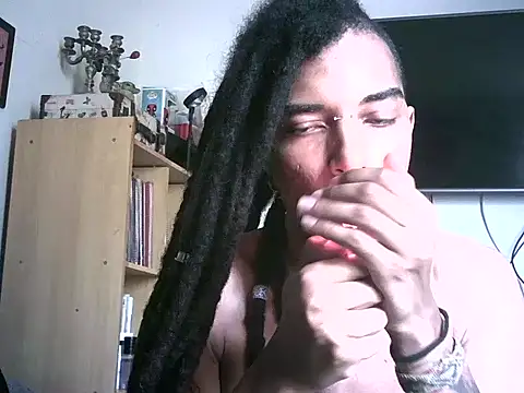 Snapshot of DarkSlim666 chatting on 01-14-26, 03:28 DarkSlim666 online show from 01-14-26, 03:28