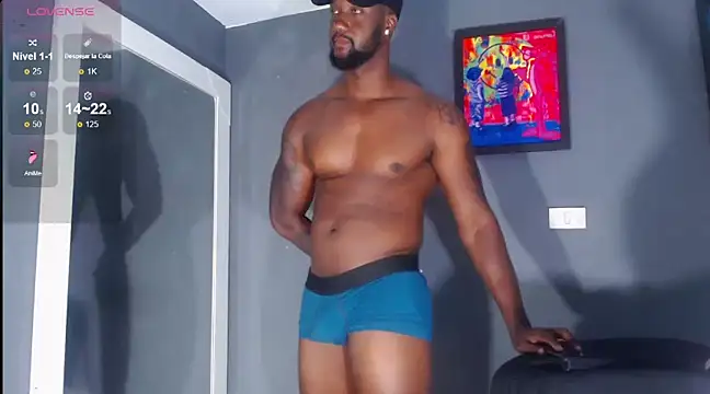 Snapshot of blackdrey18 chatting on 12-20-24, 03:10 blackdrey18 online show from 12-20-24, 03:10