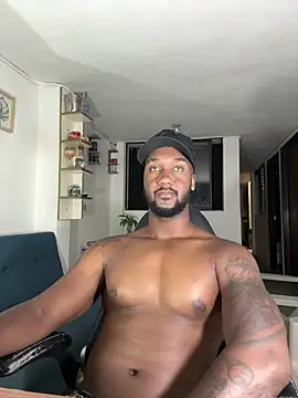 Snapshot of blackdrey18 chatting on 02-10-25, 01:44 blackdrey18 online show from 02-10-25, 01:44